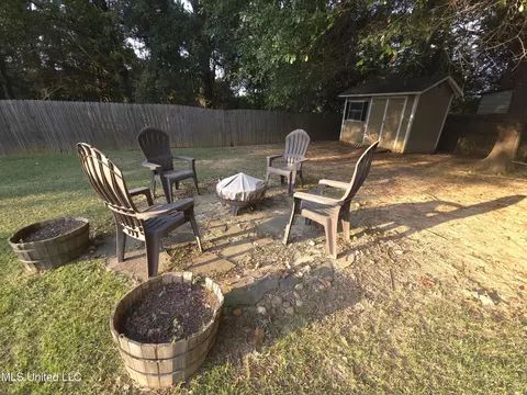Exterior - 550 Pecan Blvd, Brandon, MS 39042 photo 13 of 13