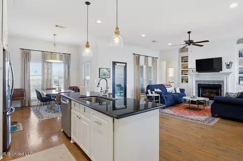Kitchen - 115 Sweetbriar Ct, Canton, MS 39046 photo 1 of 4