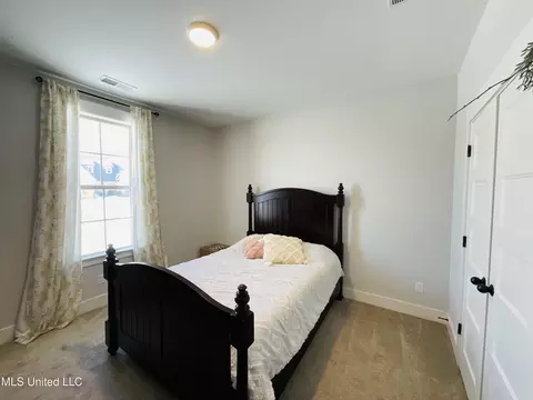 Bedroom - 1411 S Clair Cir, Hernando, MS 38632 photo 1 of 5