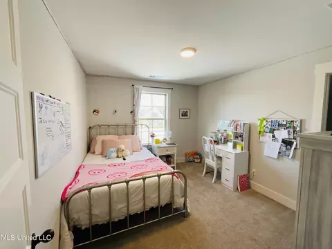 Bedroom - 1411 S Clair Cir, Hernando, MS 38632 photo 4 of 5