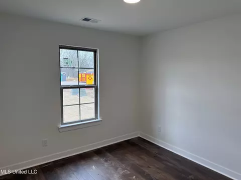 Bedroom - 6588 Boxley Pointe Pointe, Walls, MS 38680 photo 2 of 3