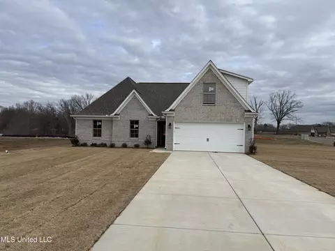 6588 Boxley Pointe Pointe, Walls, MS 38680