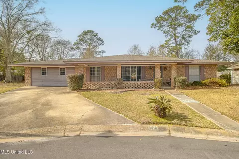 11523 Lafitte Pl, Gulfport, MS 39503