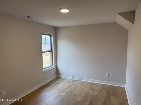 Bedroom - 6587 Boxley Pointe Pointe, Walls, MS 38680 photo 2 of 3