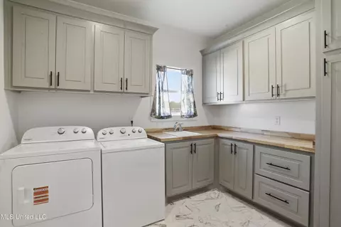 Other - 481 Aurora Cir, Canton, MS 39046 photo 7 of 11