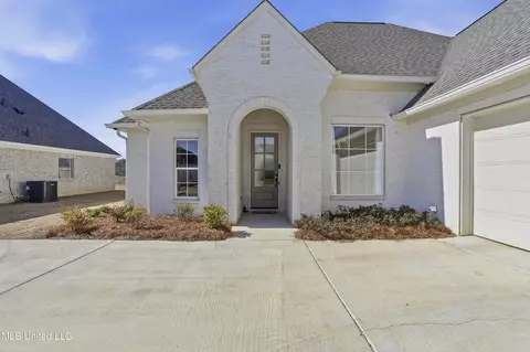 Exterior - 481 Aurora Cir, Canton, MS 39046 photo 3 of 6