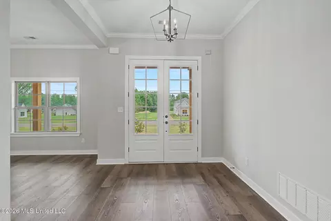 Entry Way - 1528 Tributary Dr, Hernando, MS 38632 photo 1 of 2