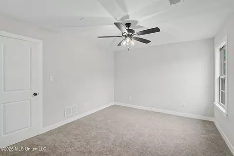 Bedroom - 1528 Tributary Dr, Hernando, MS 38632 photo 3 of 4