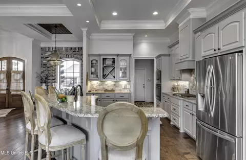 Kitchen - 307 Emerald Way, Brandon, MS 39047 photo 1 of 8