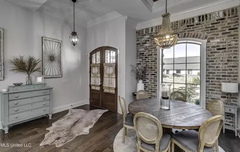 Dining - 307 Emerald Way, Brandon, MS 39047 photo 4 of 4