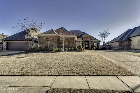 Exterior - 307 Emerald Way, Brandon, MS 39047 photo 5 of 12