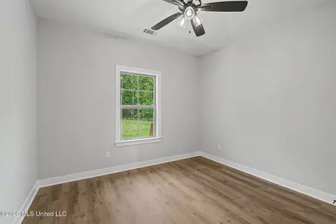 Bedroom - 9072 Treadway Crk, Hernando, MS 38632 photo 2 of 4
