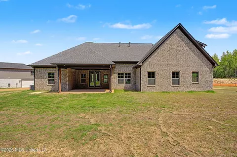 Exterior - 9072 Treadway Crk, Hernando, MS 38632 photo 5 of 6