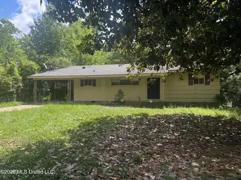 3612 Sykes Park Dr, Jackson, MS 39212