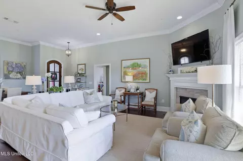 Living - 116 Kaden Ln, Canton, MS 39046 photo 2 of 3