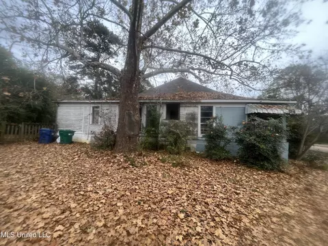 320 Georgia Ave, Brookhaven, MS 39601 photo 9
