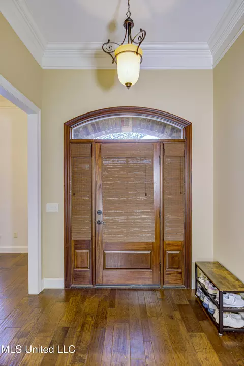 Entry Way - 127 Rockbridge Xing, Clinton, MS 39056 photo 1 of 2