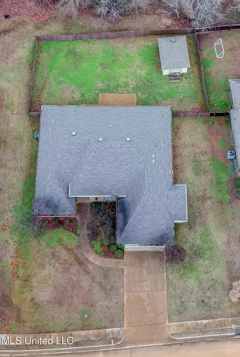 View/Area - 127 Rockbridge Xing, Clinton, MS 39056 photo 1 of 4