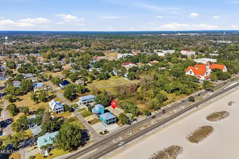 610 E Beach Blvd, Long Beach, MS 39560 photo 13
