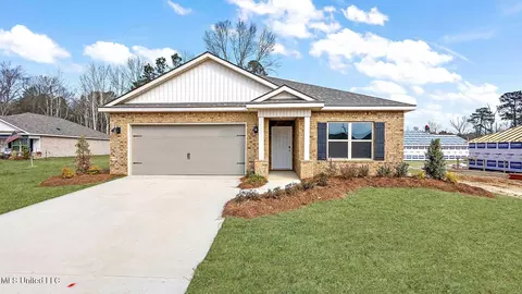 808 Fairway Ave, Byram, MS 39272