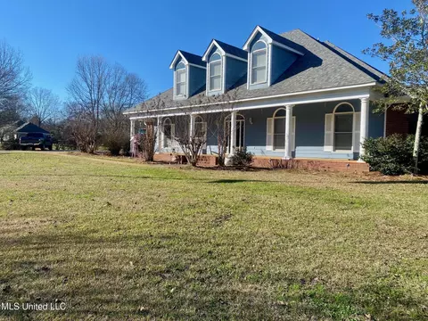 716 Whitfield Rd, Brandon, MS 39042
