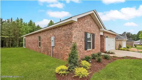 Other - 5010 Fox Glen Dr, Jackson, MS 39212 photo 2 of 14