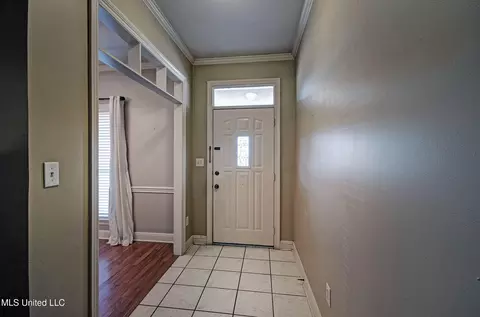 Entry Way - 4021 Brookwood Dr, Flowood, MS 39232 photo 1 of 2