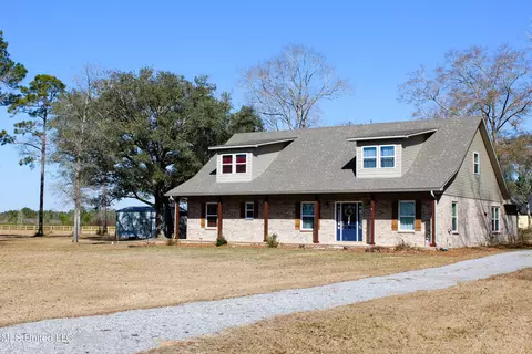 24023 Robert E Lee Rd, Lucedale, MS 39452
