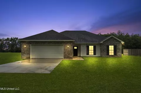 12 Lawson Taylor Rd, Carriere, MS 39426