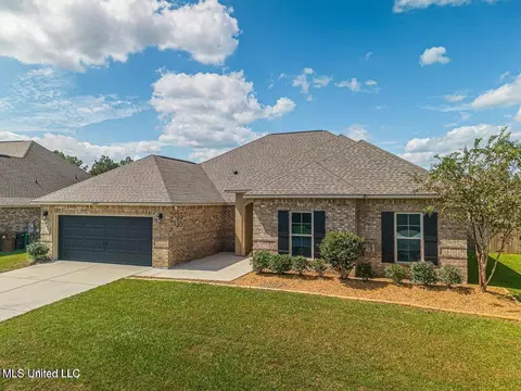 13253 Marys Way, D'iberville, MS 39540