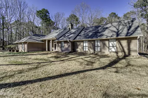 Other - 110 Meadowview Dr, Brandon, MS 39047 photo 2 of 11