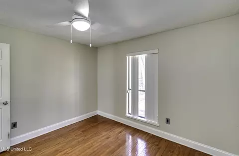 Bedroom - 110 Meadowview Dr, Brandon, MS 39047 photo 4 of 4