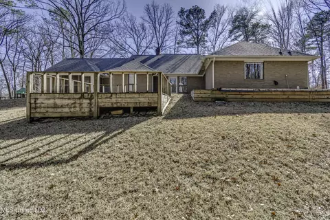 Exterior - 110 Meadowview Dr, Brandon, MS 39047 photo 4 of 16