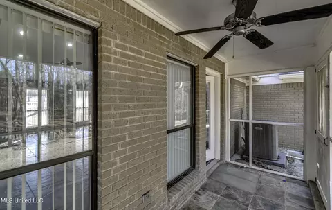 Exterior - 110 Meadowview Dr, Brandon, MS 39047 photo 12 of 16