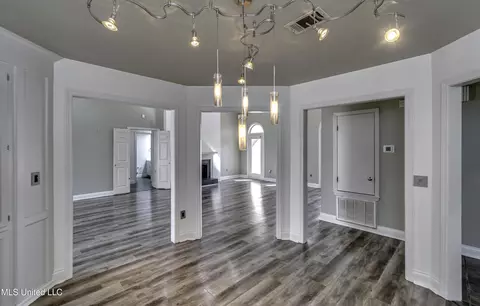 Dining - 110 Meadowview Dr, Brandon, MS 39047 photo 1 of 4