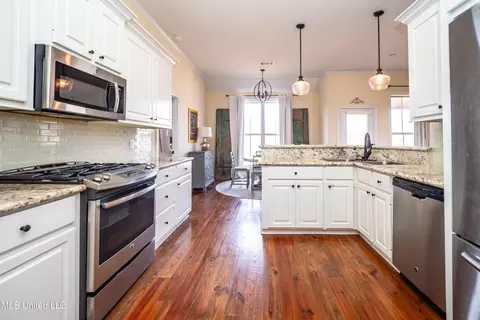 Kitchen - 449 Cumberland Rdg, Madison, MS 39110 photo 5 of 5