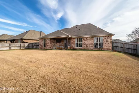 Exterior - 449 Cumberland Rdg, Madison, MS 39110 photo 4 of 5