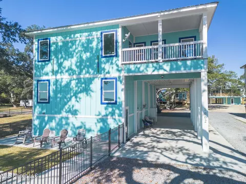 1002 E Beach Blvd, Long Beach, MS 39560