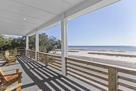 Exterior - 601 E Beach Blvd, Long Beach, MS 39560 photo 2 of 4