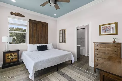 Bedroom - 601 E Beach Blvd, Long Beach, MS 39560 photo 7 of 8