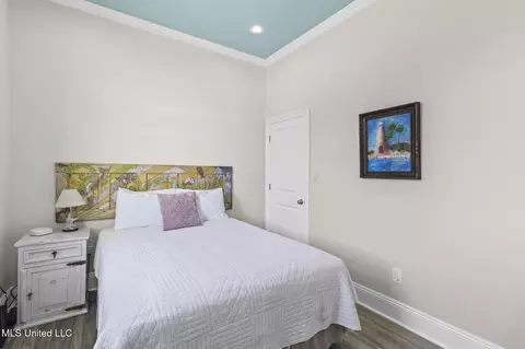 Bedroom - 601 E Beach Blvd, Long Beach, MS 39560 photo 2 of 8