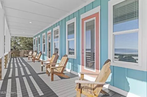 Exterior - 601 E Beach Blvd, Long Beach, MS 39560 photo 1 of 4