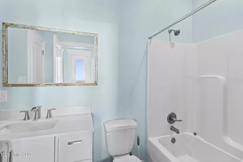 Bath - 601 E Beach Blvd, Long Beach, MS 39560 photo 2 of 4