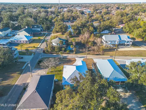 View/Area - 1003 Finley St, Long Beach, MS 39560 photo 2 of 2