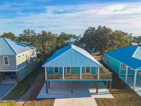 1005 Finley St, Long Beach, MS 39560 photo 3