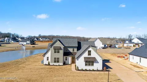 343 Camp Xing, Hernando, MS 38632