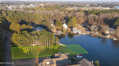 155 Pembroke Cir, Madison, MS 39110
