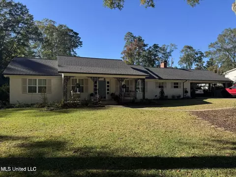 Exterior - 982 S Church St, Brookhaven, MS 39601 photo 1 of 9
