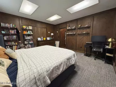 Bedroom - 982 S Church St, Brookhaven, MS 39601 photo 4 of 11
