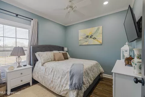 Bedroom - 412 Rolling Hills Cir, Brandon, MS 39042 photo 5 of 10